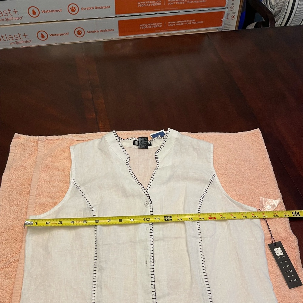 Women’s sleeveless top. Size is XL - Picture 7 of 8